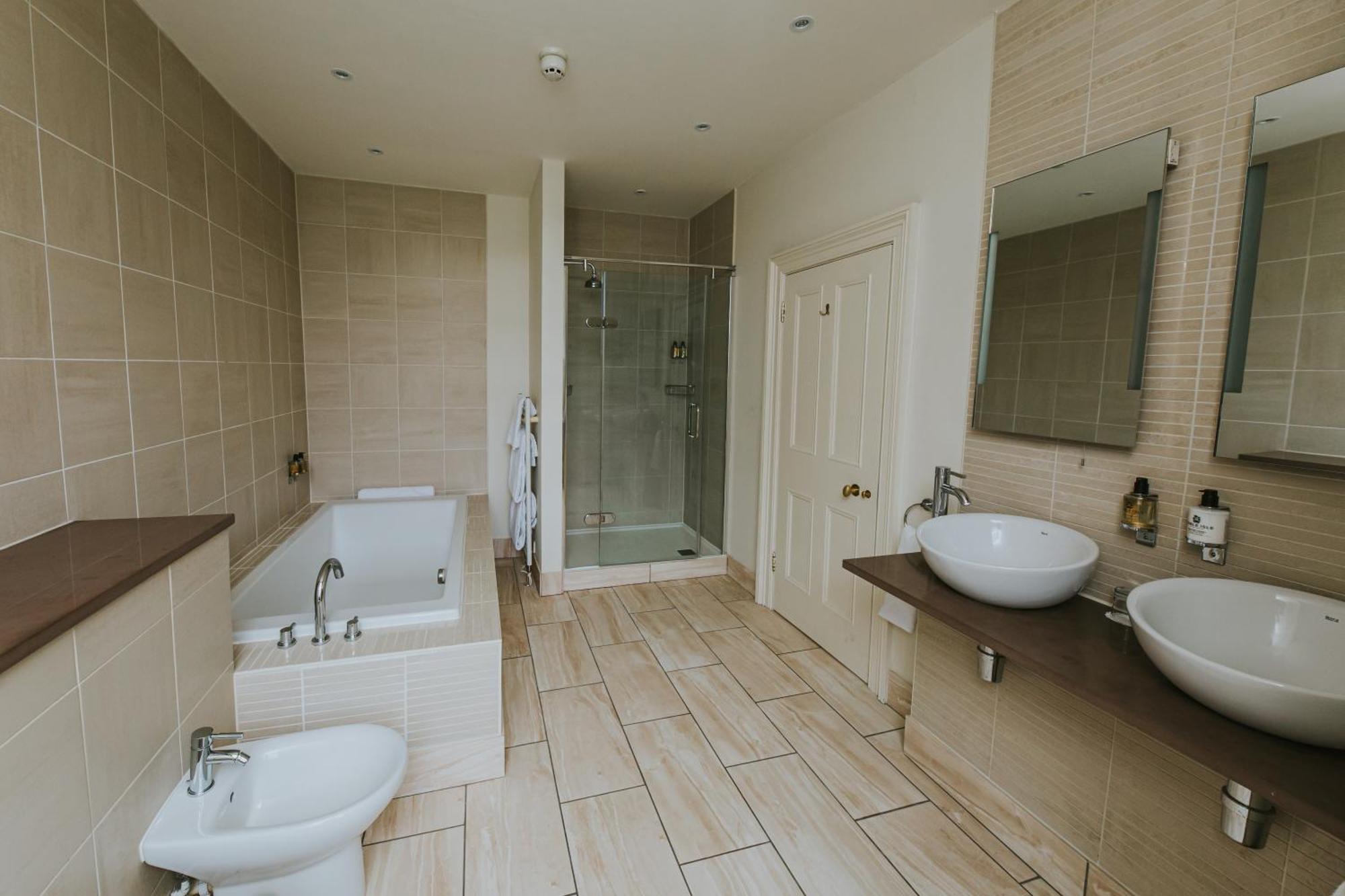 Carberry Tower Mansion House And Estate Guest House Musselburgh Room photo